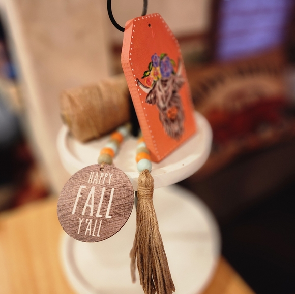 Wood Bead Garland with tassels Hello Fall for tier tray or hanger - Picture 2 of 4